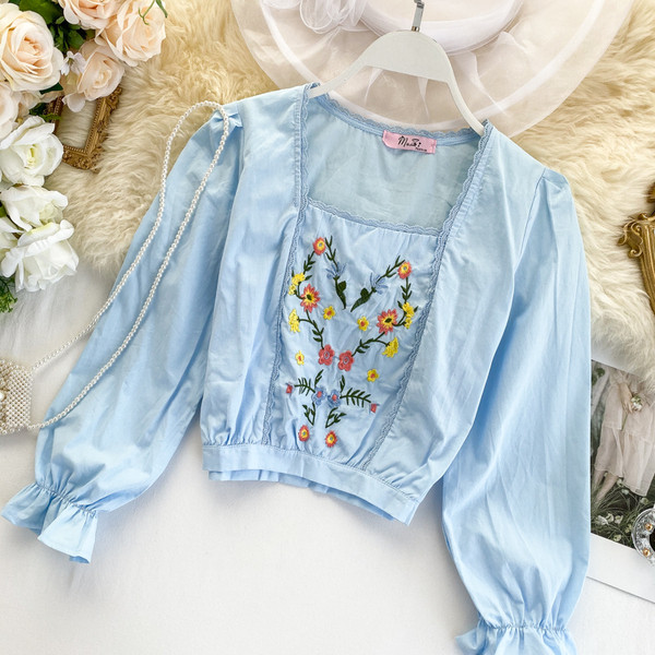 Cămașă modernă de damă cu broderie și decolteu pătrat în patru culori