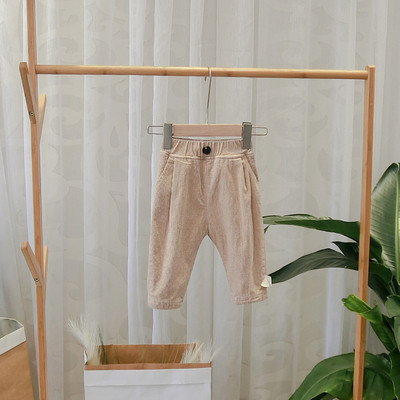 Új modell gyereknadrág fiúknak zöld, bézs és szürke színben