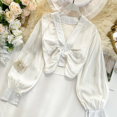 Cămașă scurtă de damă elegantă, cu decolteu spitz și mâneci lungi, în trei culori