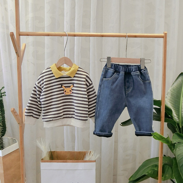 Új modell alkalmi gyerekfarmer fiúknak fekete és kék színben