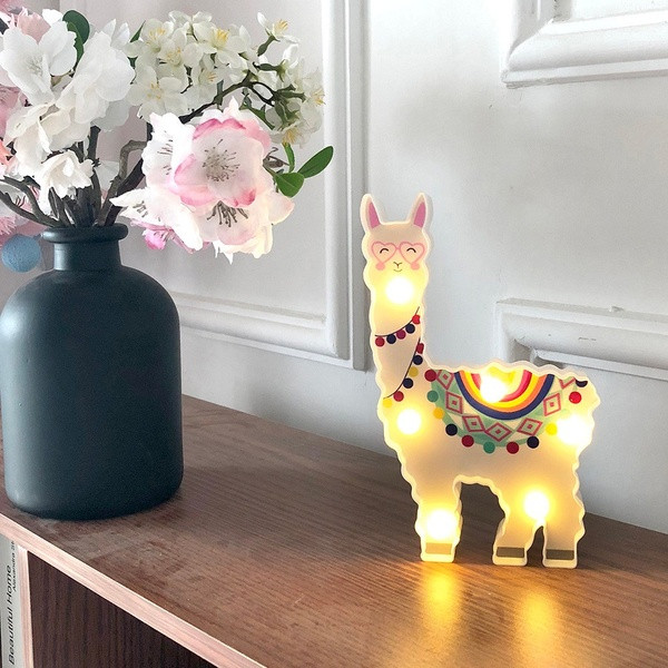 Декоративна LED лампа във формата на лама 