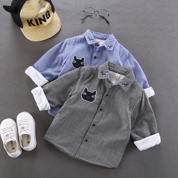 Μοντέρνο παιδκό πουκάμισο με κεντήματα μπλε και γκρι χρώμα