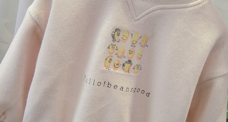 Hanorac modern pentru copii cu guler polo și imprimeu în portocaliu și bej