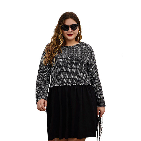 Rochie de damă în carouri decupată - numere mari