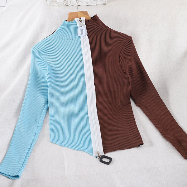 Μοντέρνα γυναικεία μπλούζα με φερμουάρ και ψηλό γιακά σε τρία χρώματα