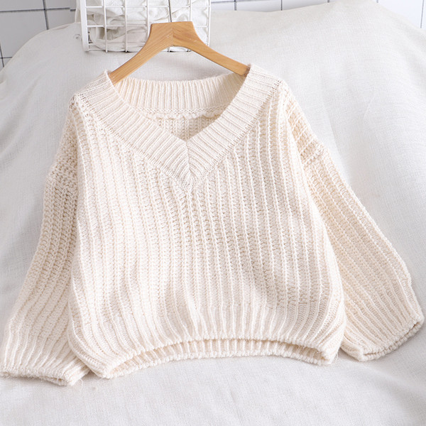 Μοντέρνο γυναικείο πουλόβερ με λαιμόκοψη και μακρύ μανίκι σε τέσσερα χρώματα