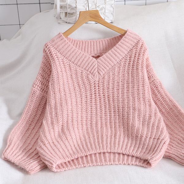 Μοντέρνο γυναικείο πουλόβερ με λαιμόκοψη και μακρύ μανίκι σε τέσσερα χρώματα