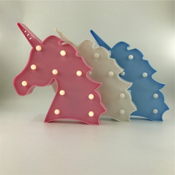 Éjszakai lámpa rózsaszín, fehér és kék LED izzókkal