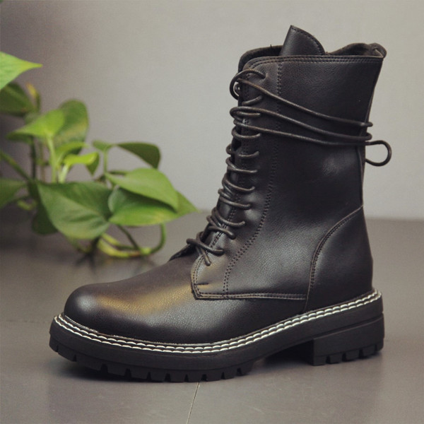 Ghete de dama moderne din piele ecologica in alb si negru