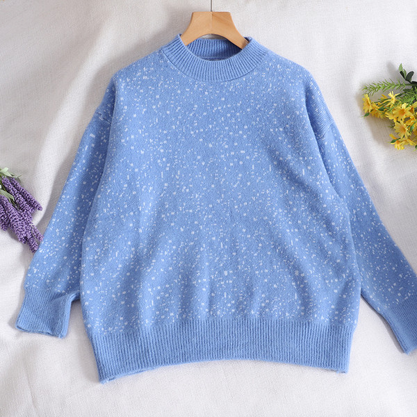 Γυναικείο πουλόβερ με οβάλ λαιμόκοψη σε πέντε χρώματα