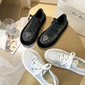 Νέο μοντέλο γυναικεία πάνινα παπούτσια με πέτρες σε μαύρο και άσπρο χρώμα