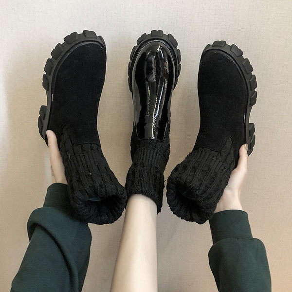 Cizme casual dama cu talpa aspra in negru - doua modele