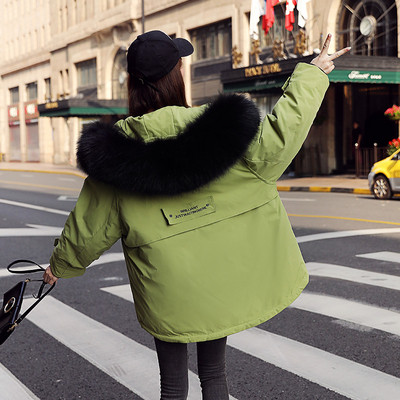 Geaca de iarna de dama cu puf in negru, verde si bej