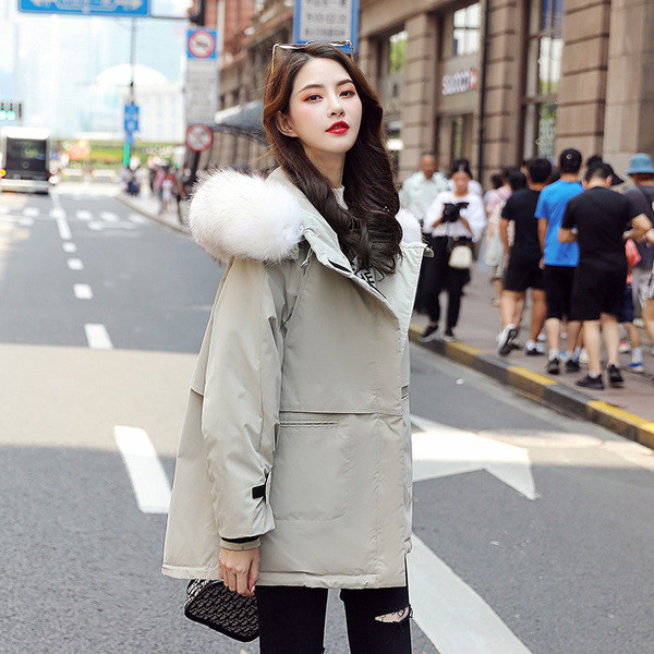 Geaca de iarna de dama cu puf in negru, verde si bej