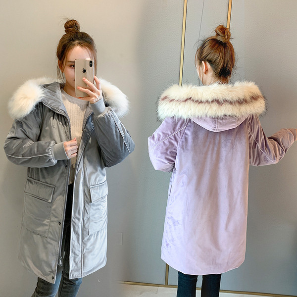 Geaca de iarna moderna de dama din catifea cu puf pe gluga in mai multe culori