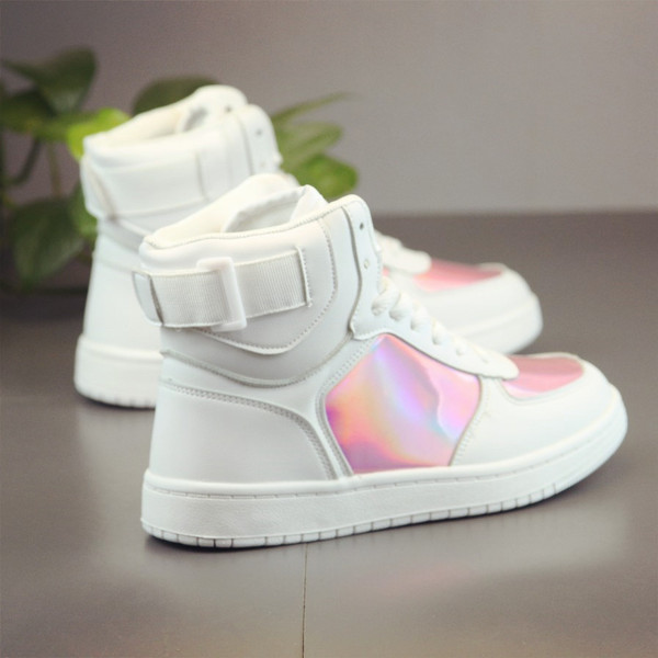 Μοντέρνα γυναικεία χειμερινά αθλητικα παπούτσια σε δύο χρώματα