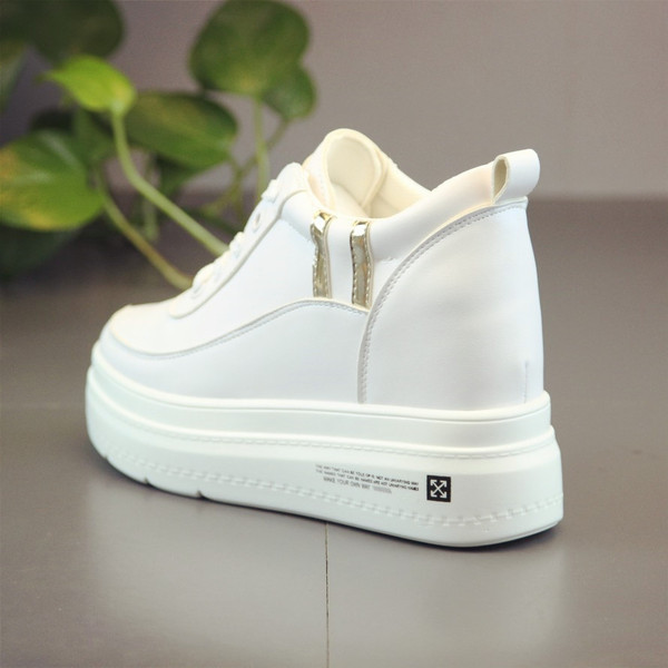 Adidasi de dama cu talpa interioara de culoare alba