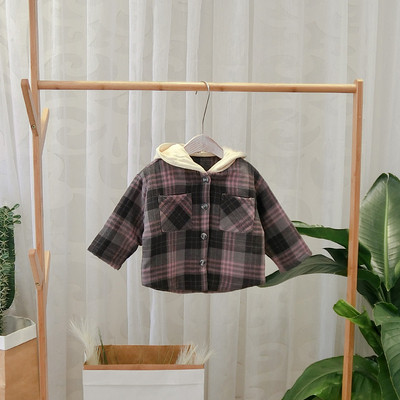 Μοντέρνο παιδικό πουκάμισο με κουκούλα και τσέπες σε κίτρινο και μοβ χρώμα