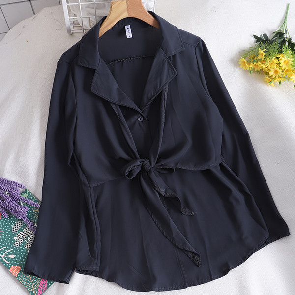 Modern női ing nyakkendővel és gombokkal, többféle színben