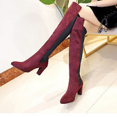 Μοντέρνες γυναικείες μπότες με φερμουάρ και παχιά τακούνια σε τρία χρώματα