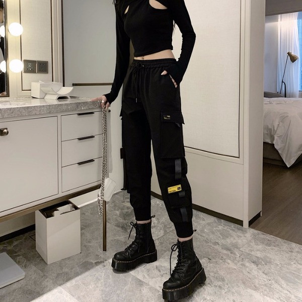 Pantaloni sport și casual de damă cu buzunare în negru