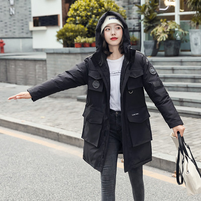 Γυναικείο χειμωνιάτικο μπουφάν με μεγάλες τσέπες και κουκούλα σε τρία χρώματα