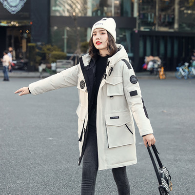 Γυναικείο χειμωνιάτικο μπουφάν με μεγάλες τσέπες και κουκούλα σε τρία χρώματα