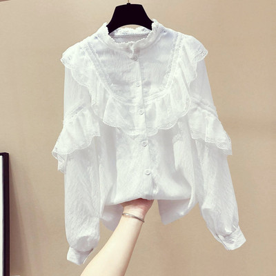 Cămașă casual de damă cu nasturi și dantelă în roșu și alb