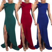 Елегантна дамска дълга рокля с цепка и широки презрамки в червен,зелен и син цвят