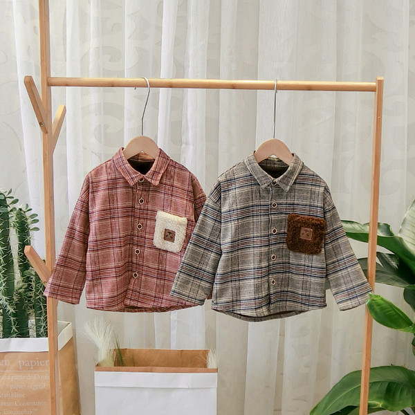 Модерна детска карирана риза с джоб,копчета и класическа яка за момчета