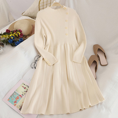 Зимна дамска рокля разкроен модел с копчета в няколко цвята