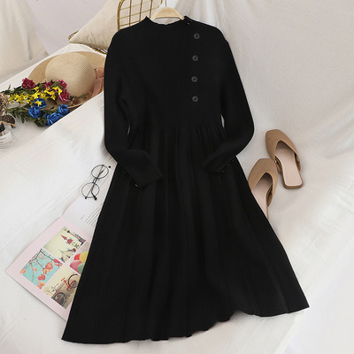 Зимна дамска рокля разкроен модел с копчета в няколко цвята