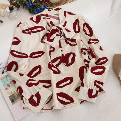 Női ing színes mintával és gallérral három színű szalaggal