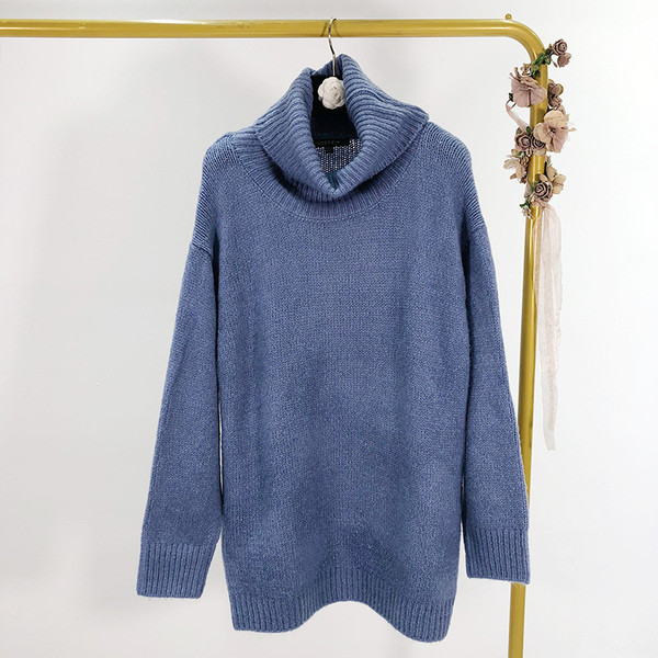 Pulover lung si lat cu guler inalt in trei culori