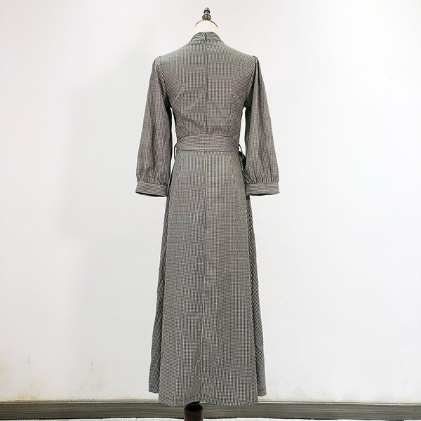 Rochie lunga in carouri cu curea - model croiat