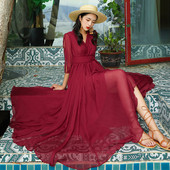 Elegáns női hosszú ruha mély nyakkivágással és 3/4-es ujjakkal, három színben