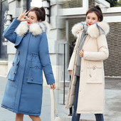 Női hosszú téli kabát zsebbel és pehely több színben