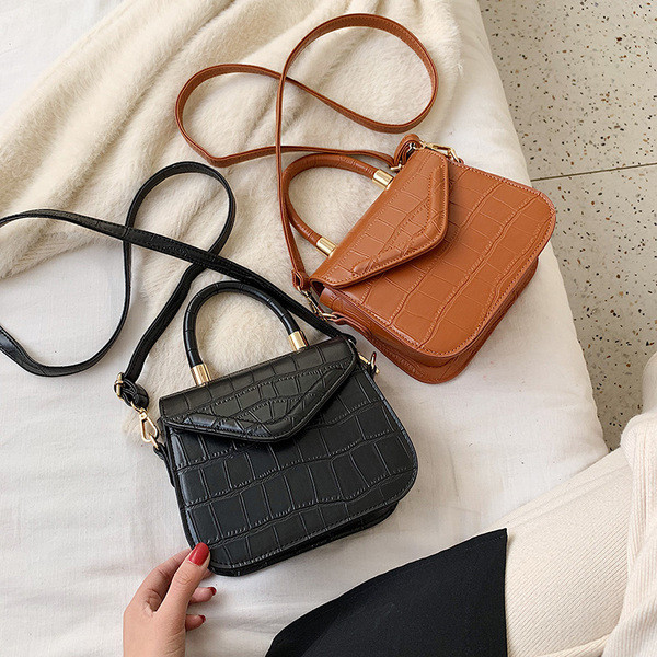 Geanta eleganta cu doua manere in mai multe culori