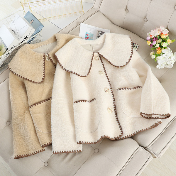 Модерно  дамско палто с копчета в няколко цвята