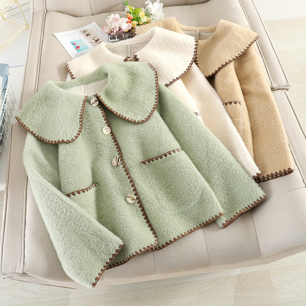 Модерно  дамско палто с копчета в няколко цвята