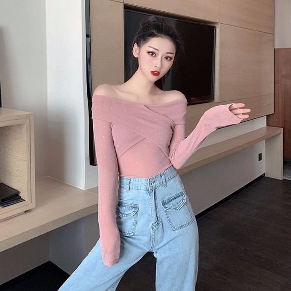 Csupasz vállú női pulóver két színben