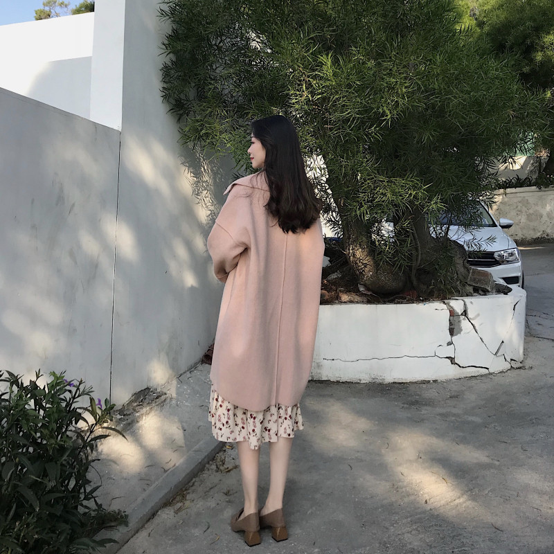 Дамско дълго пролетно-есенно палто без закопчаване