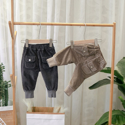 Нов модел детски панталони с джобове в черен,сив и бежов цвят