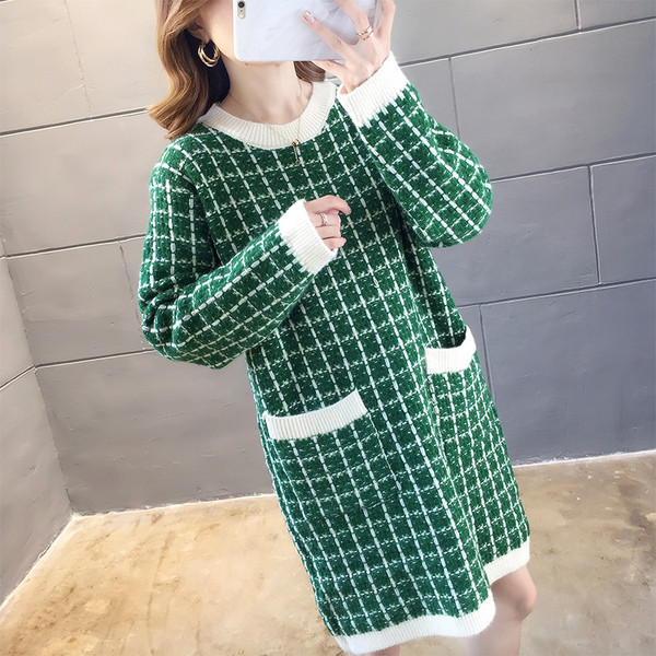 Γυναικείο χειμωνιάτικο καθημερινό φόρεμα  με οβάλ λαιμόκοψη και τσέπη σε τέσσερα χρώματα