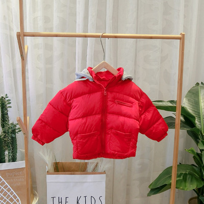 Geaca de iarna pentru copii model nou pentru baieti cu gluga in culorile alb, negru, galben si rosu