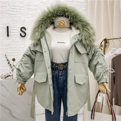 Női téli kabát kapucnival és ujjkötővel, két színben