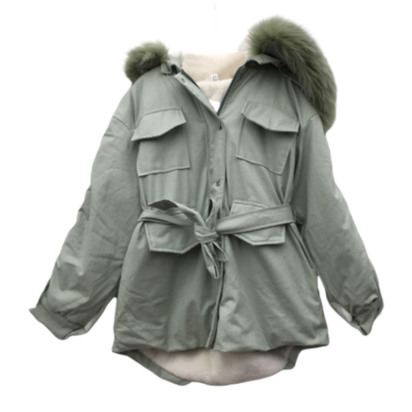 Női téli kabát kapucnival és ujjkötővel, két színben
