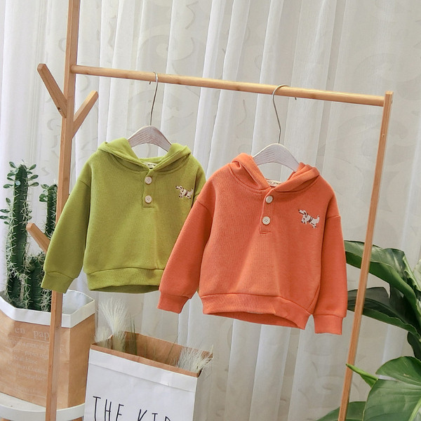 Νέο μοντέλο παιδικό φούτερ με κουκούλα με κουμπιά για αγόρια σε πράσινο και πορτοκαλί χρώμα
