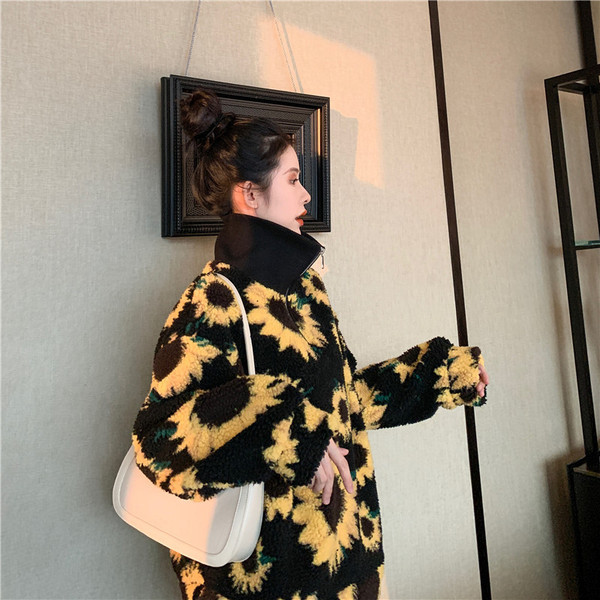 Μακρύ και φαρδύ φούτερ με φερμουάρ και κορδέλα