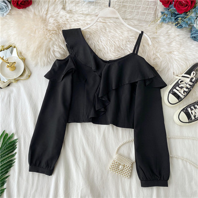 Μοντέρνο γυναικείο πουκάμισο με γυμνούς ώμους και μπούκλες σε διάφορα χρώματα